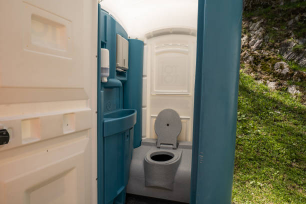 Best Porta potty rental near me  in Stamford, CT